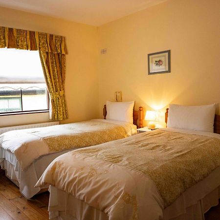 Bed and Breakfast Mccarthy'S Westport Zewnętrze zdjęcie